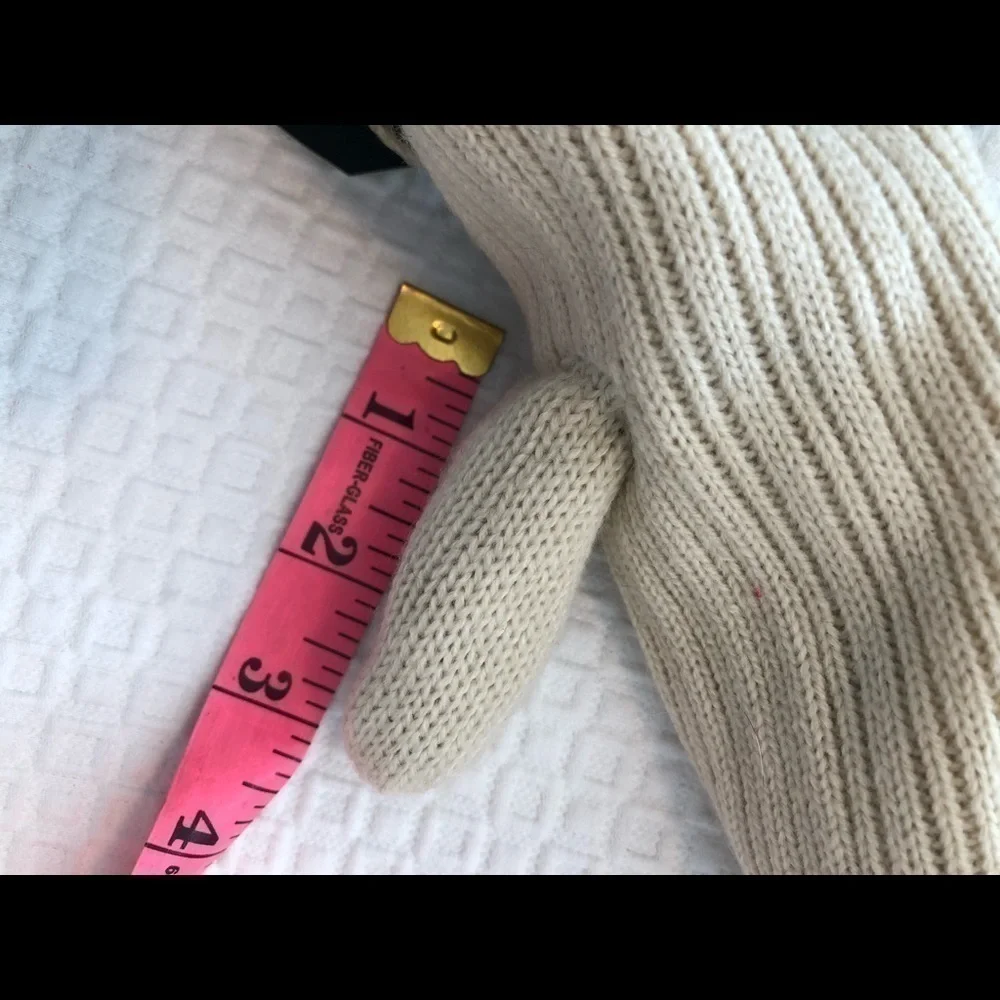 NWT Hat Attack Cozy Mittens Gloves